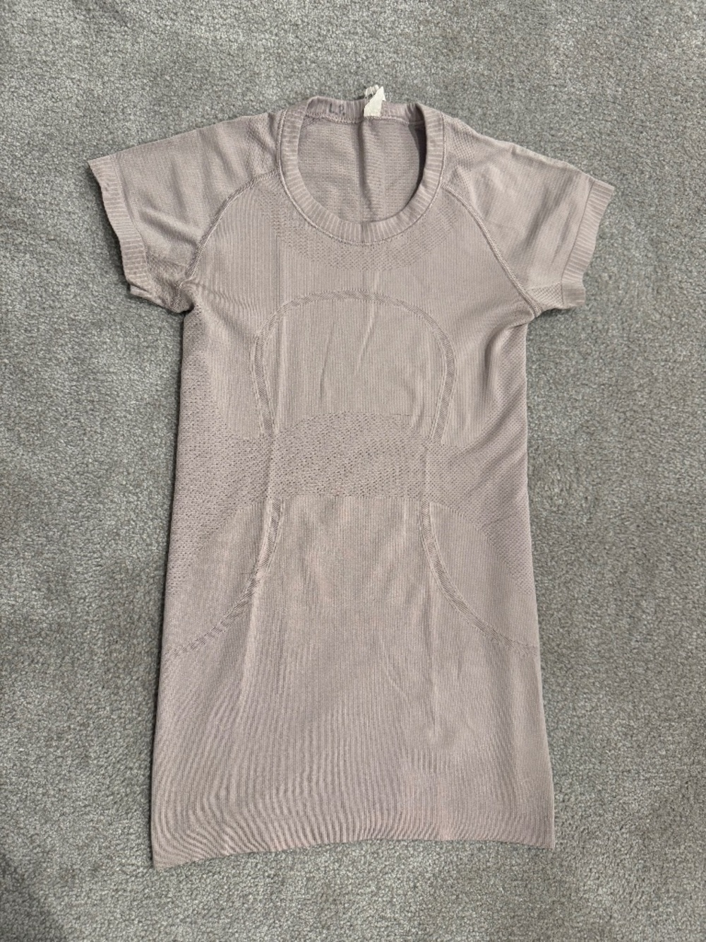 Lululemon Swiftly Tech Short Sleeve Shirt Mauve Size 4